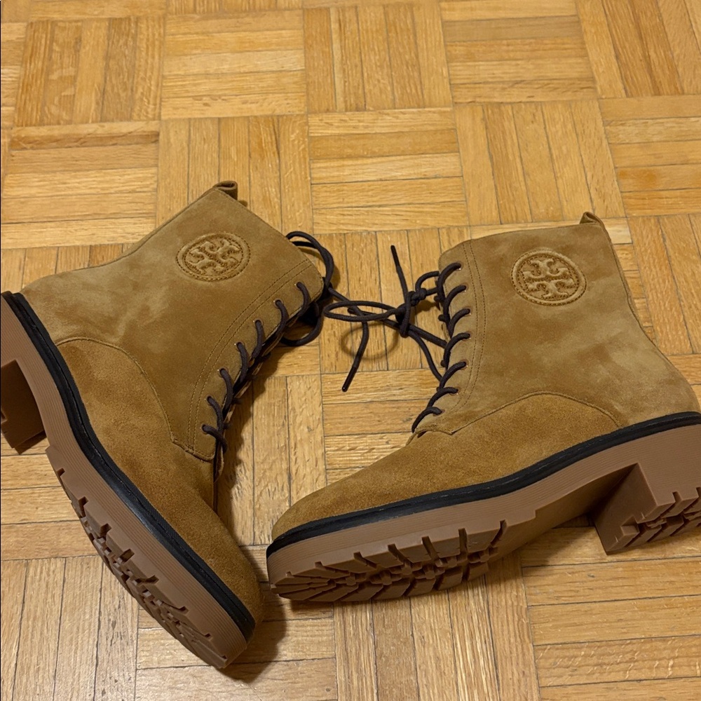 Tory Burch Lace-Up Boots NWOT - Picture 3 of 16